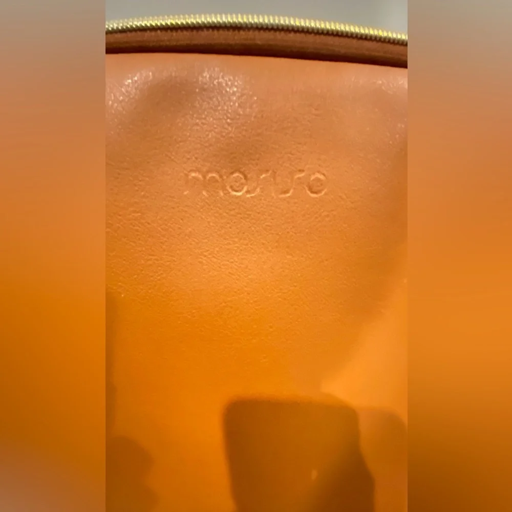 Mosiso keep your