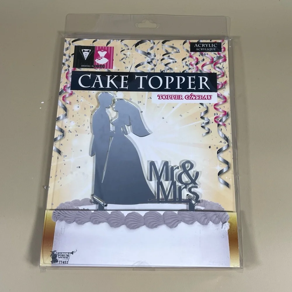 NWT Mr & Mrs Acrylic Mirrored Cake Topper