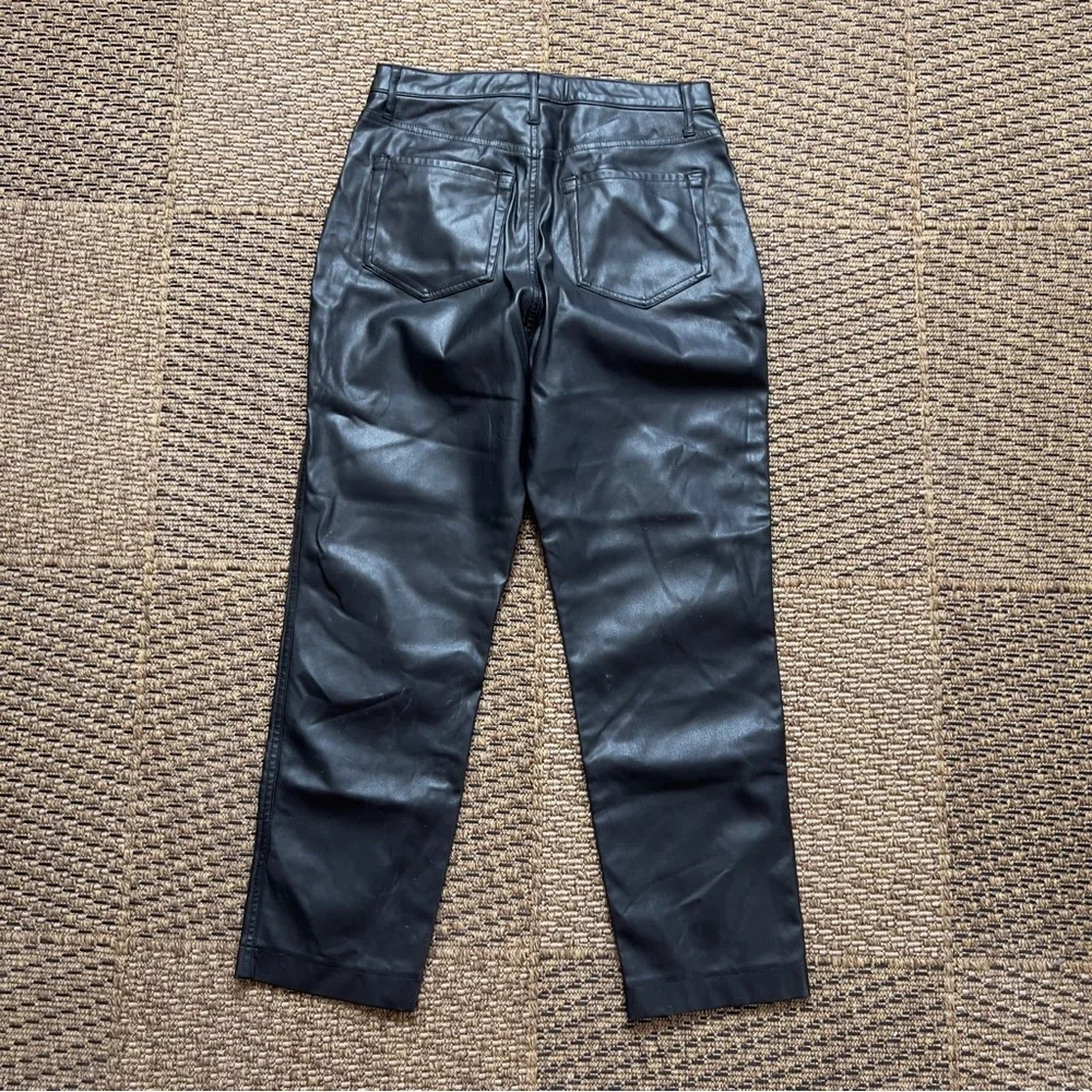 Hollister sleek edgy