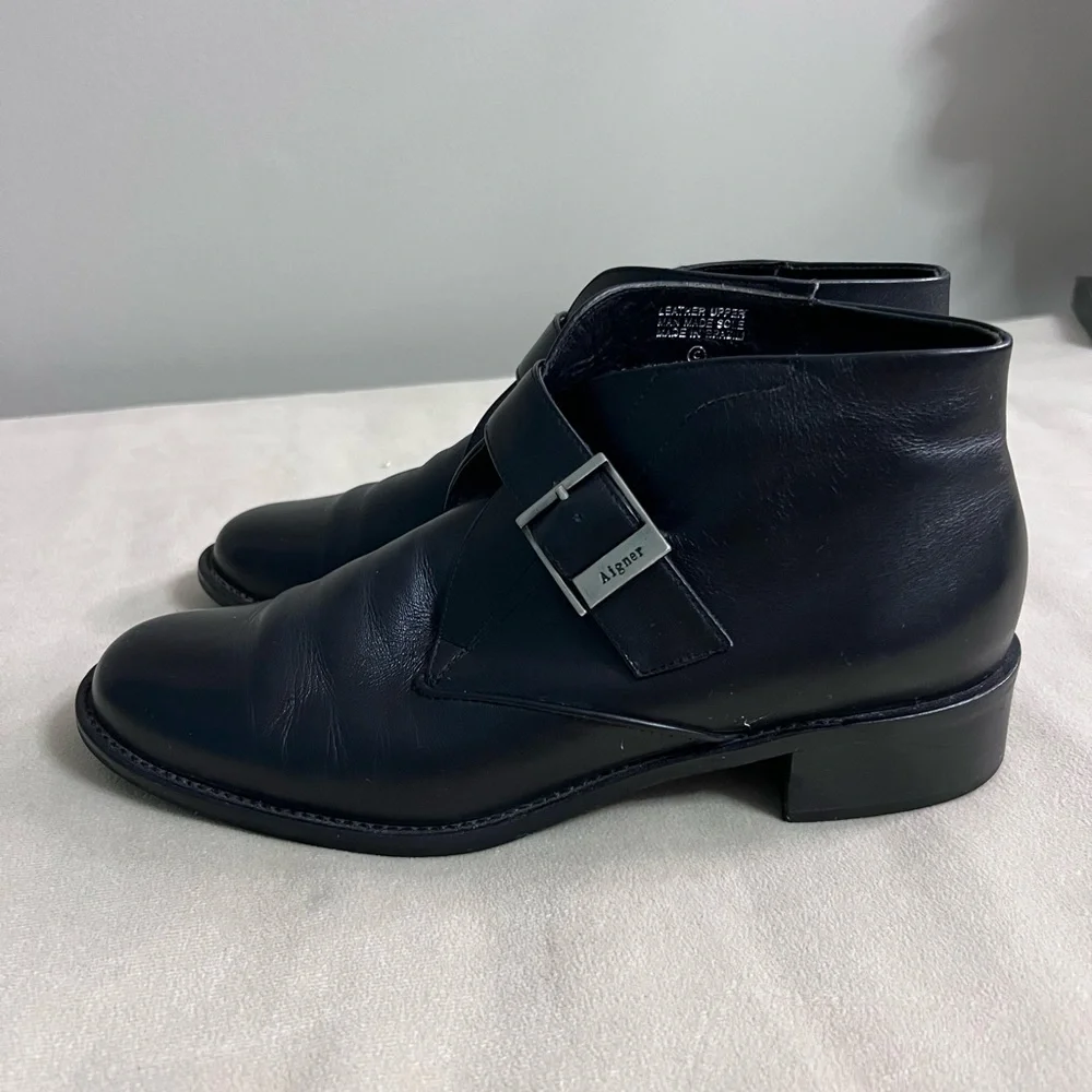 Etienne Aigner timeless designer
