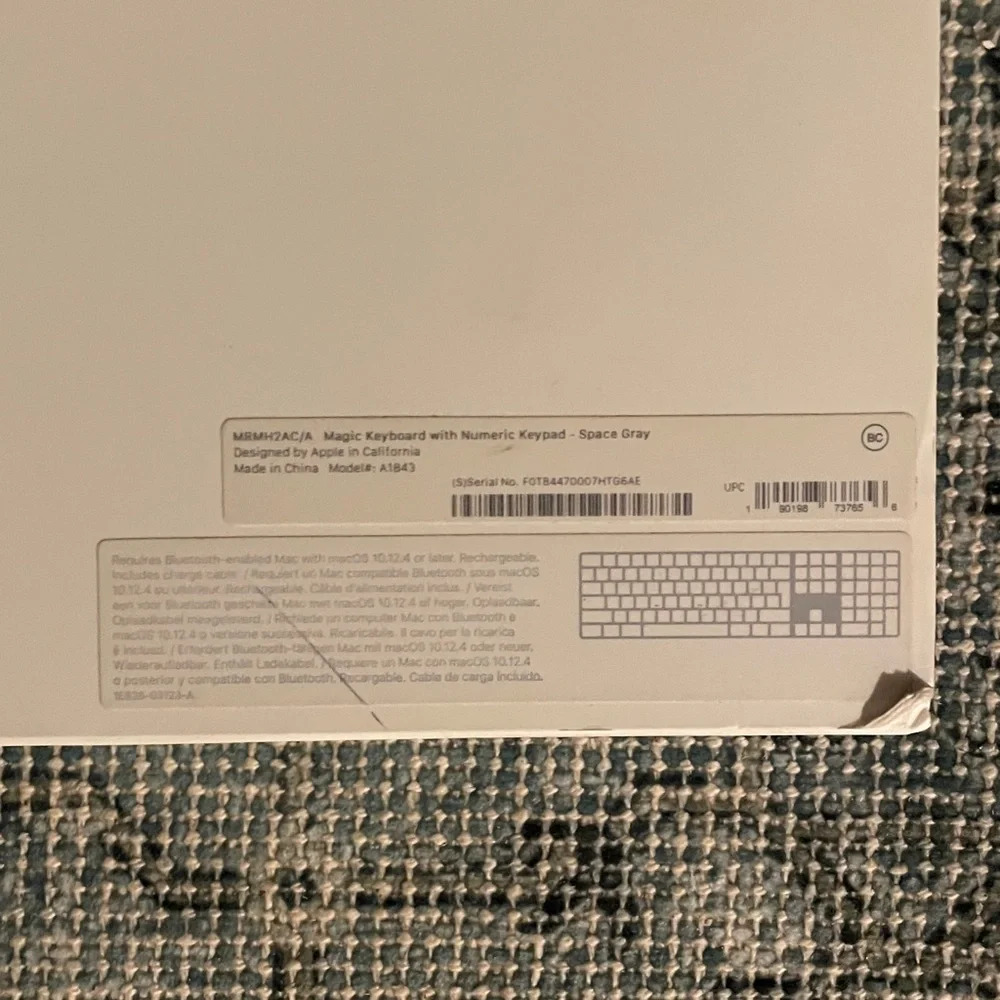 Apple elegant modern