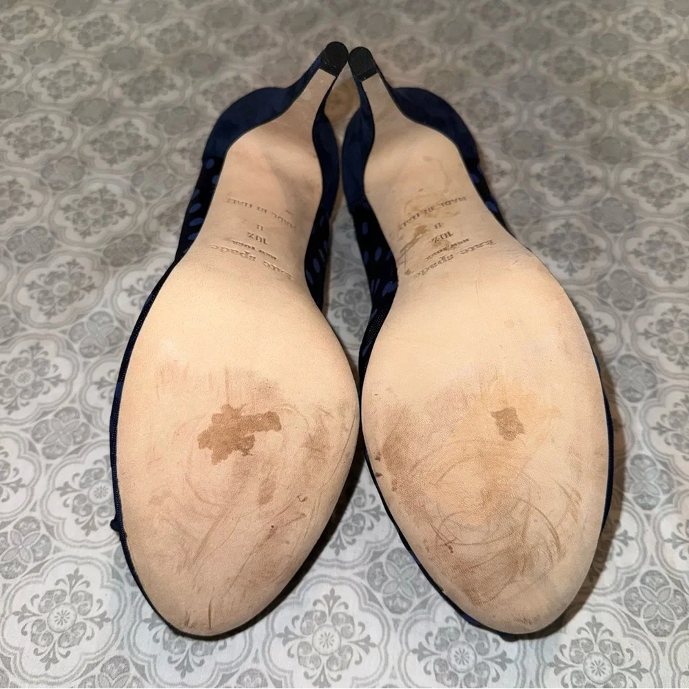 visiting heels