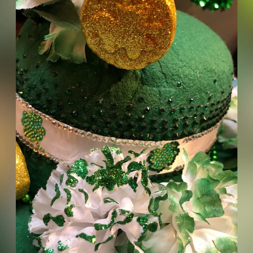 Festive Green and Gold st. Patrick’s Day Hat ☘️🍀☘️🍀☘️🍀☘️🍀☘️🍀☘️🍀☘️🍀☘️🍀