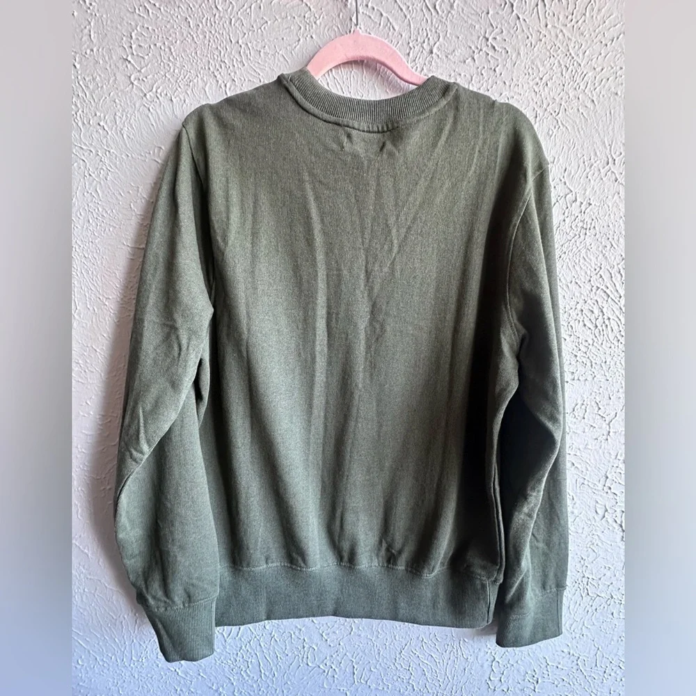 Banana Republic olive crewneck
