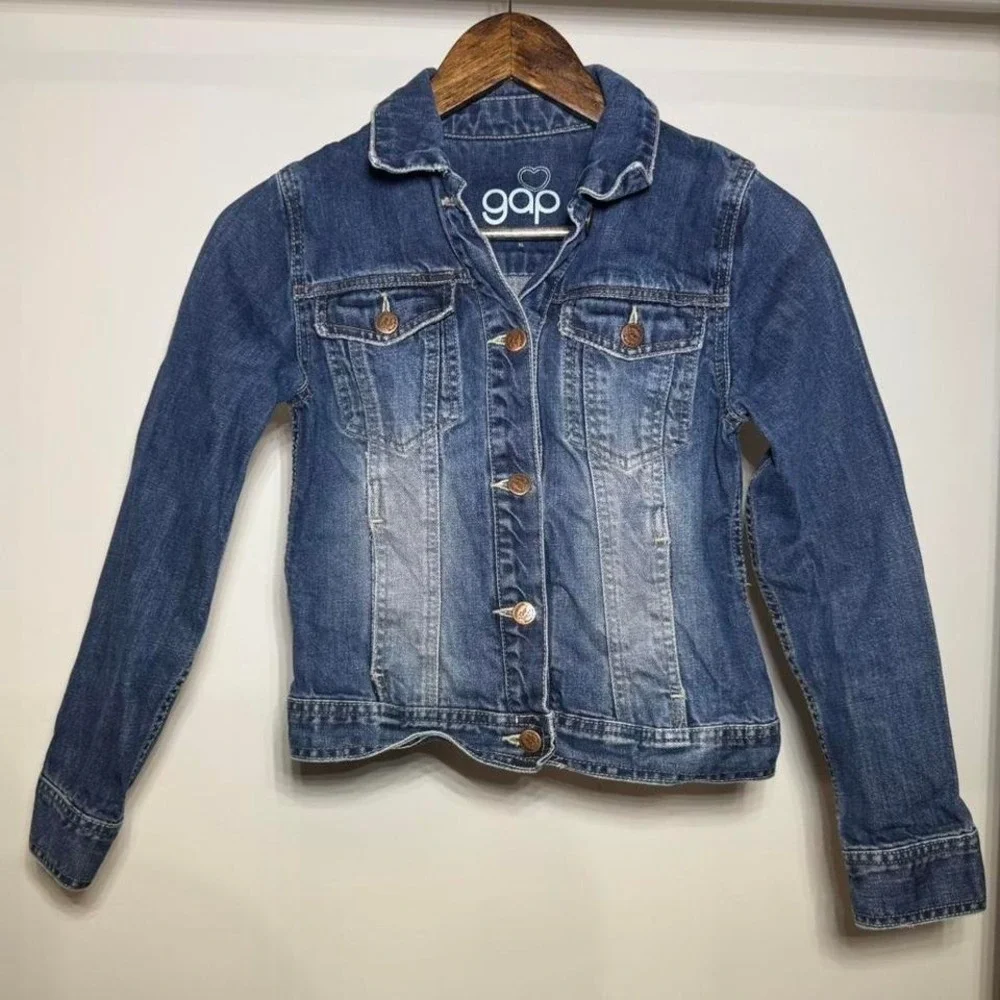 Gap Girls Blue Denim Jacket With Button Up Front and Pockets Size XL 100% Cotton