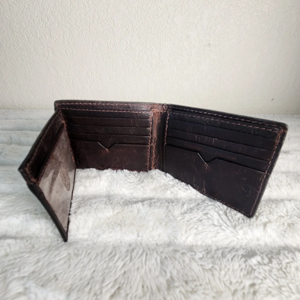 Fossil preowned used