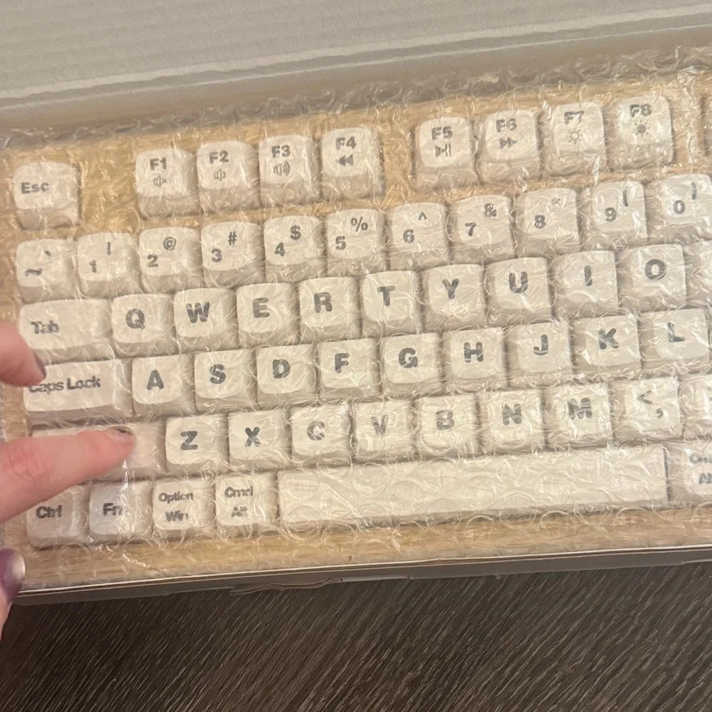 iJoy wireless keyboard
