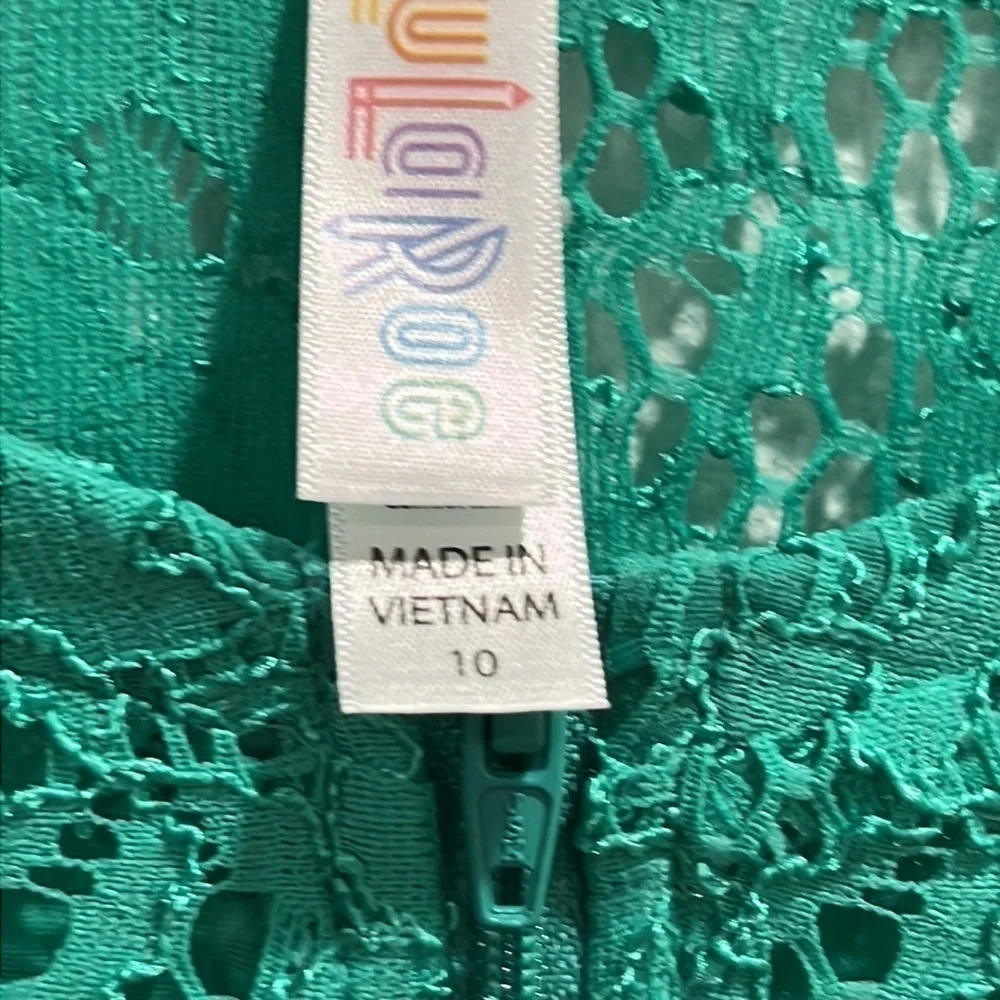 LuLaRoe elastic inches be