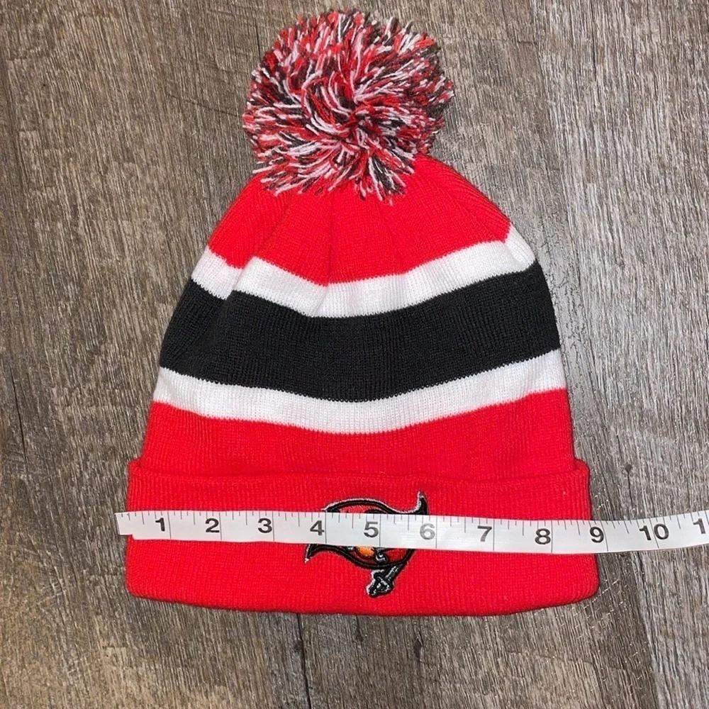 NFL team apparel
