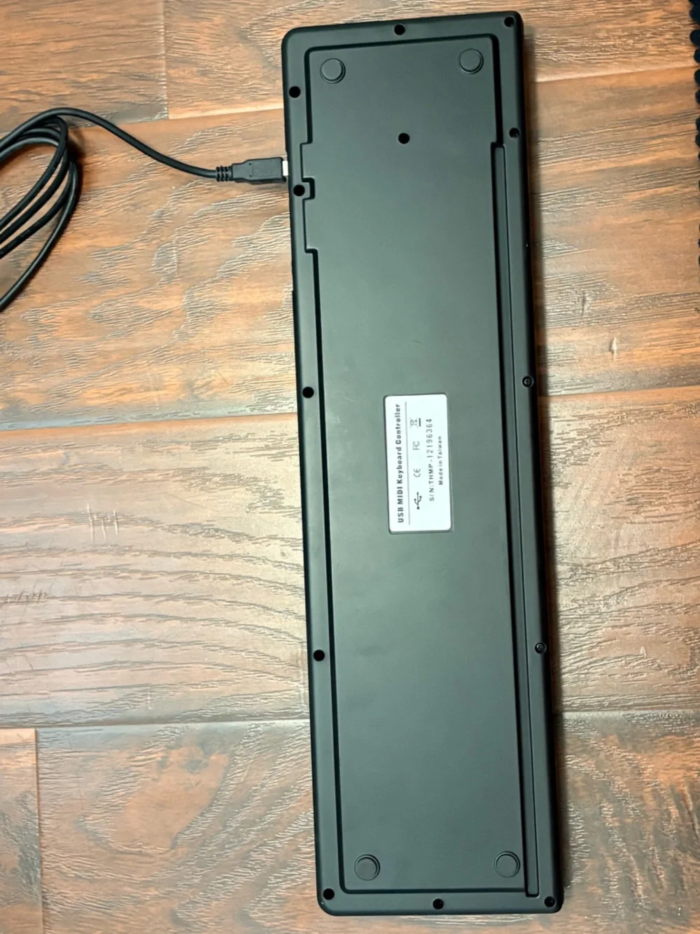 Midiplus akm320 32