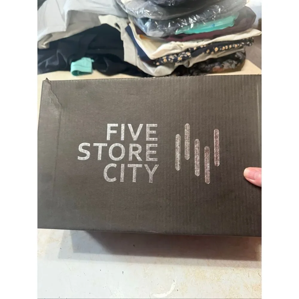 Five Store City five store