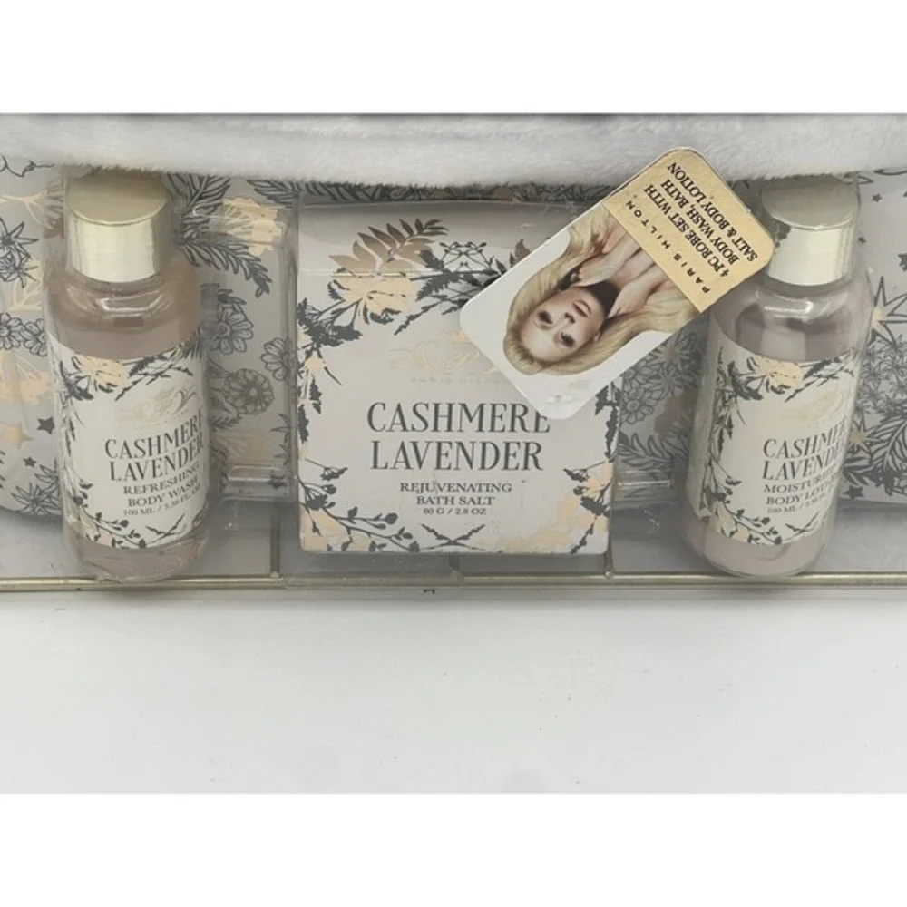 Paris Hilton free cashmere