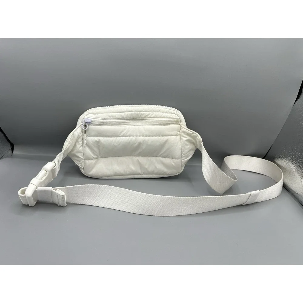 Lululemon Everywhere Wunder Puff White Belt Bag Crossbody Large 2L Fanny Pack