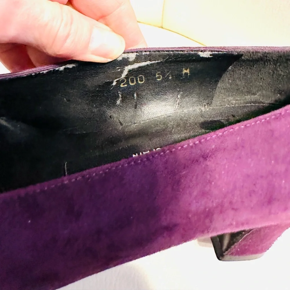 Evan Picone Purple Suede Pumps size 5.5 GUC