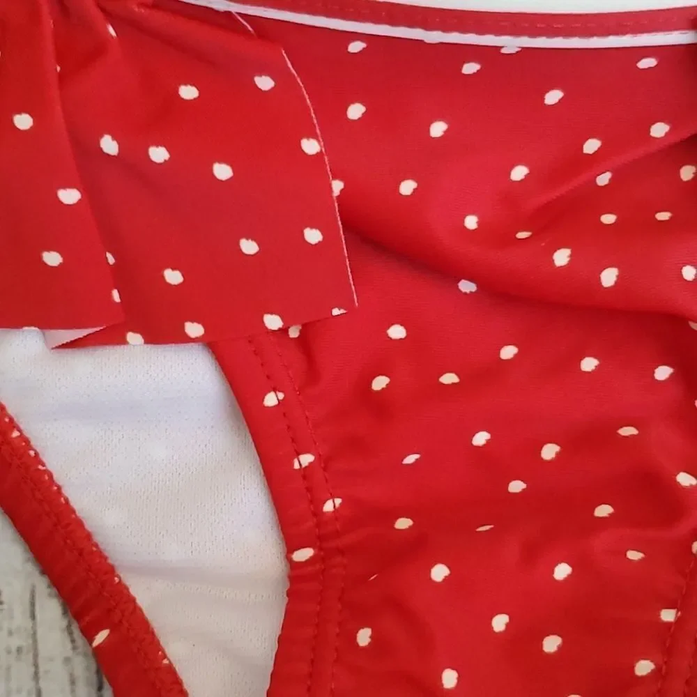 Jessica Simpson Cherry 2 Piece Rash Guard Set