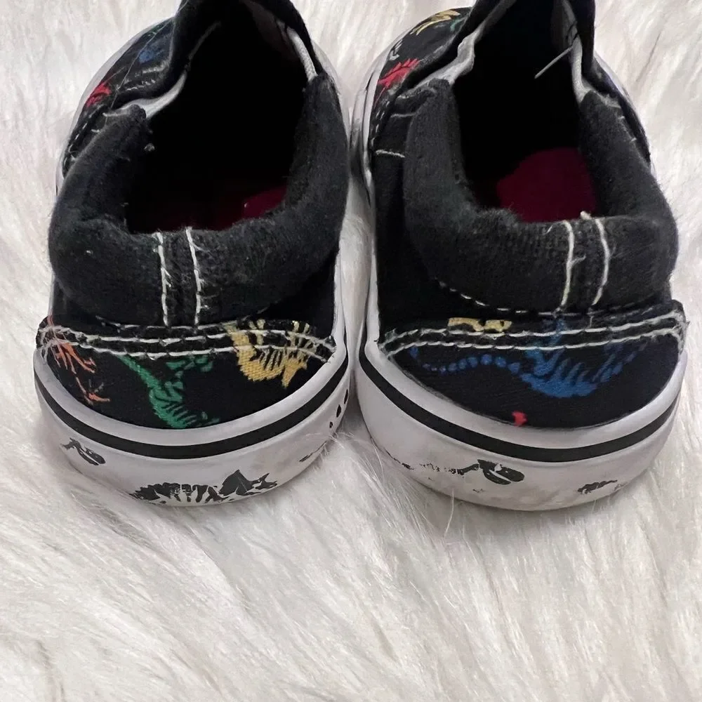 Tommy Bahama dinosaur slip-ons