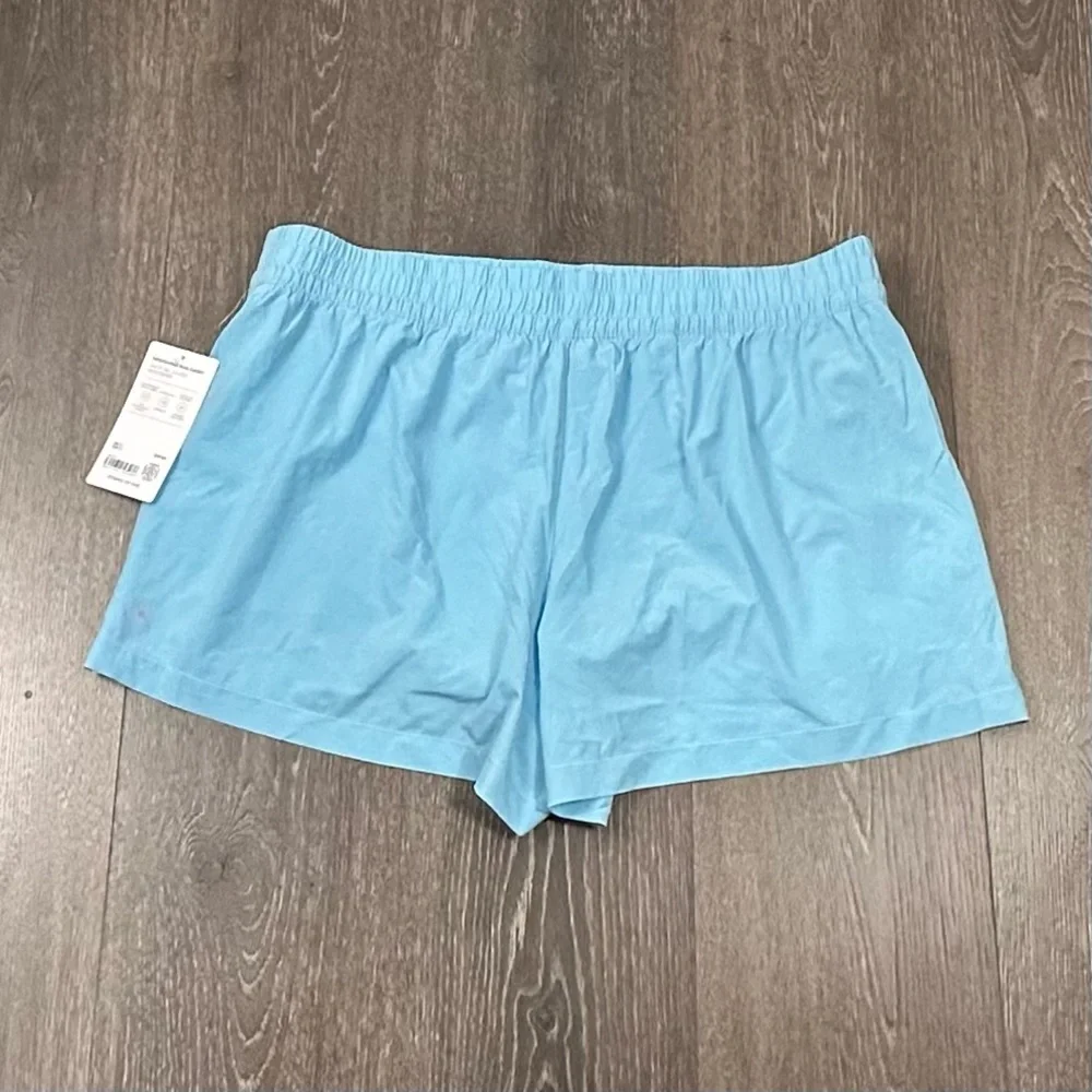 Athleta 14% pocket 3”