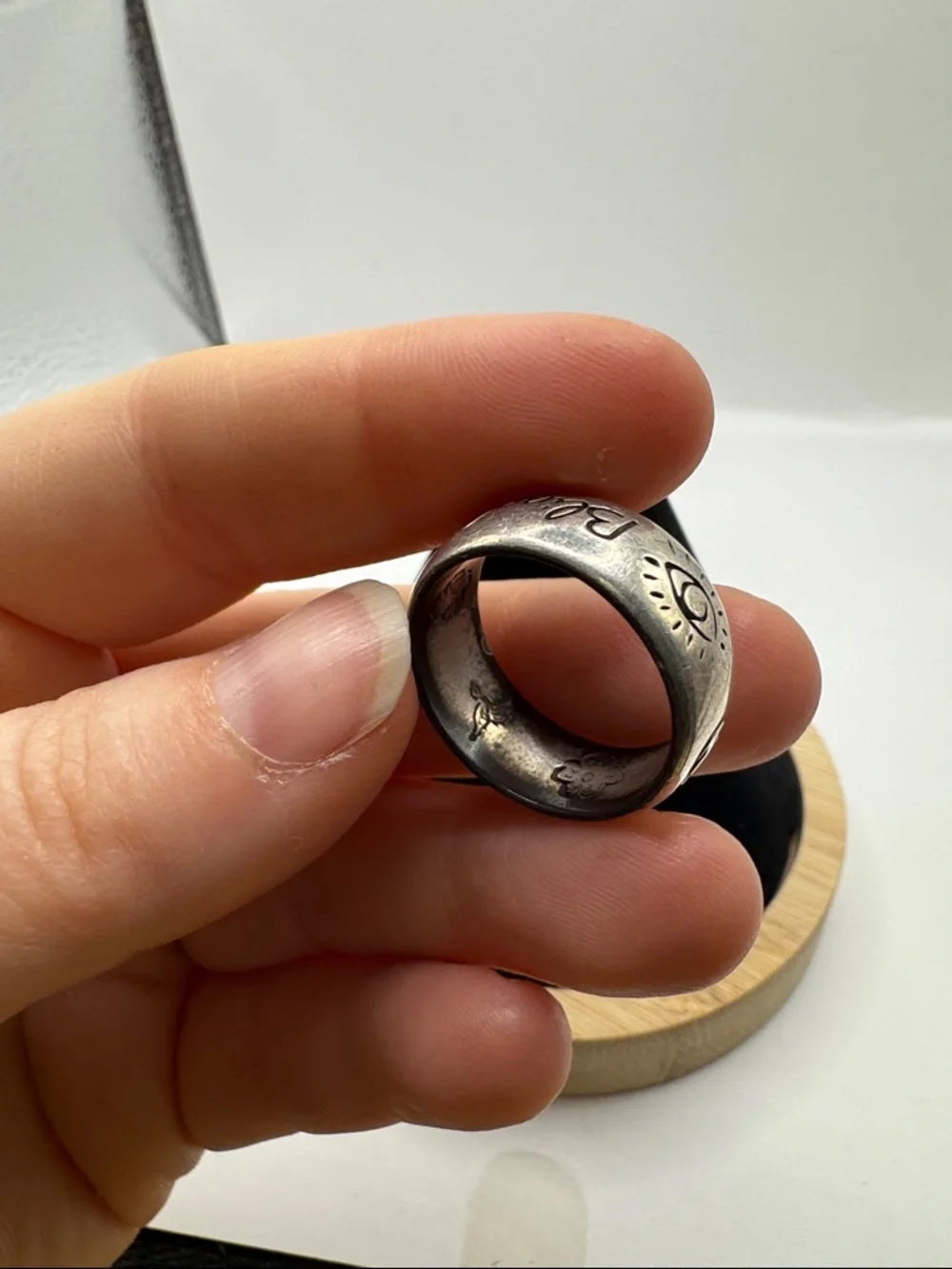 Gucci band ring