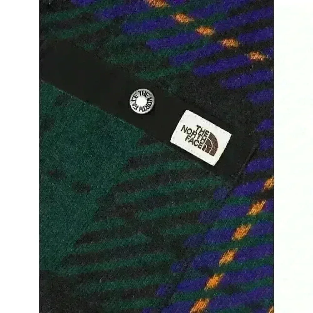 NEW! The North Face Men's M Gordon Lyons Raglan-Sleeve Plaid Shacket