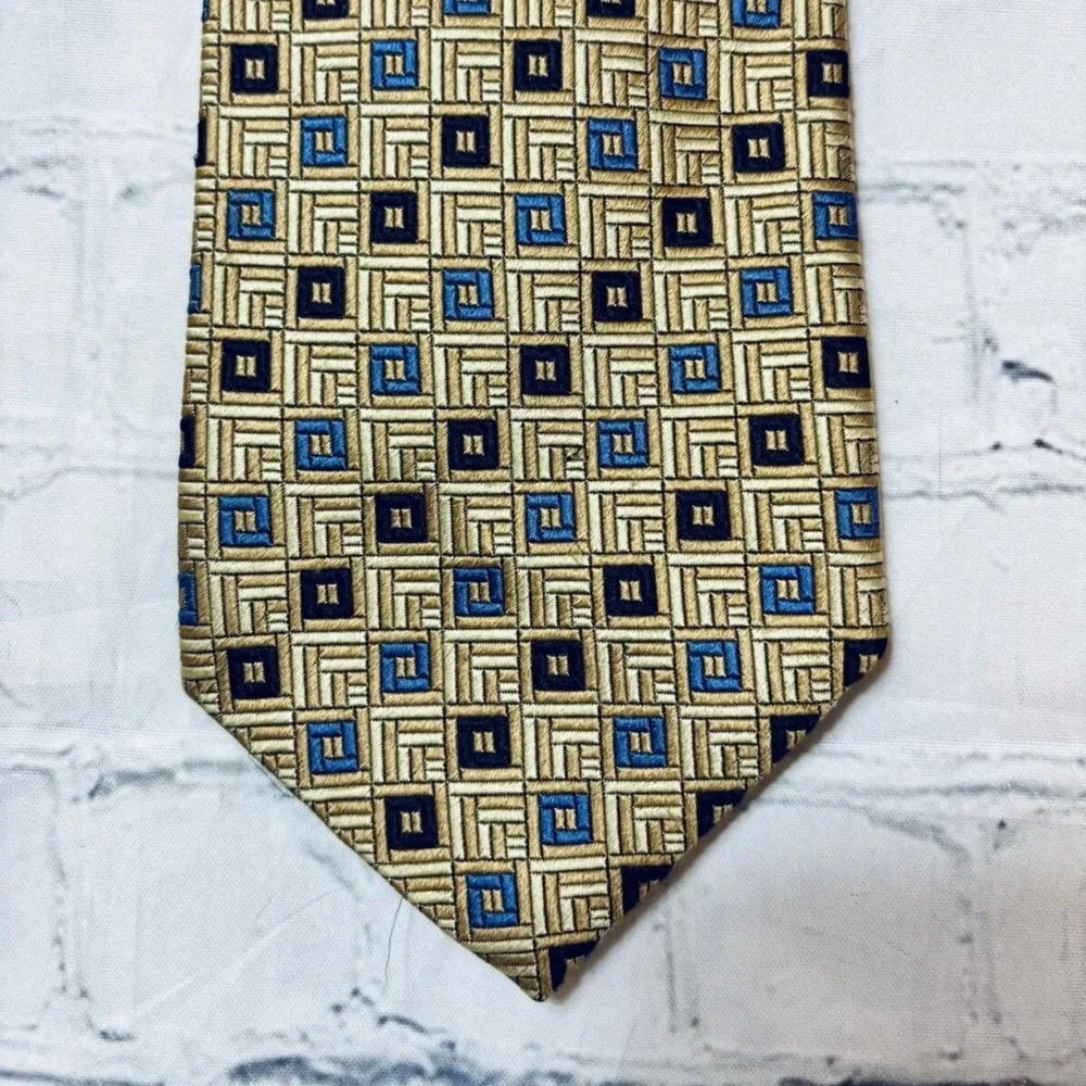 ROBERT TALBOTT Studio Mens 100% Silk Necktie USA Designer Geometric Tan/Blue