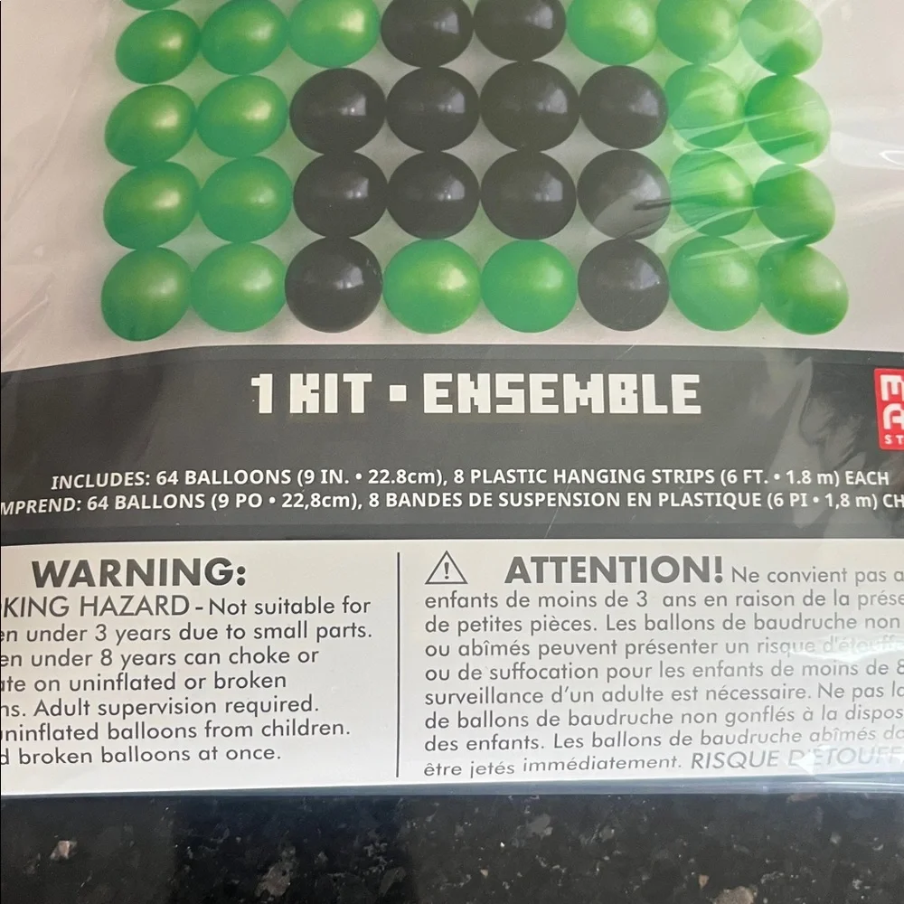 Minecraft balloon decoration