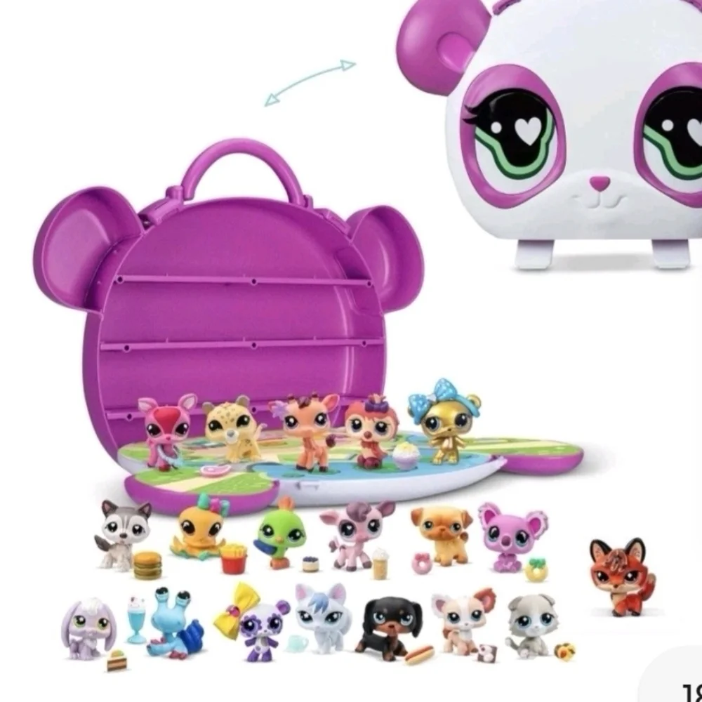 Littlest Pet Shop Collect & Display Collection Set. New With Pets Included