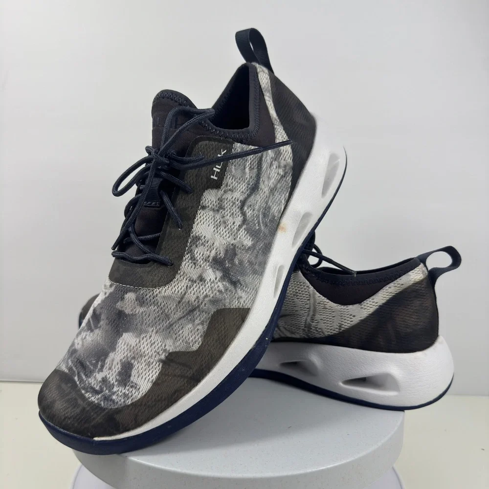 Huk Men Sneakers Lightweight Fishing Water Shoes Camo Black White US 11