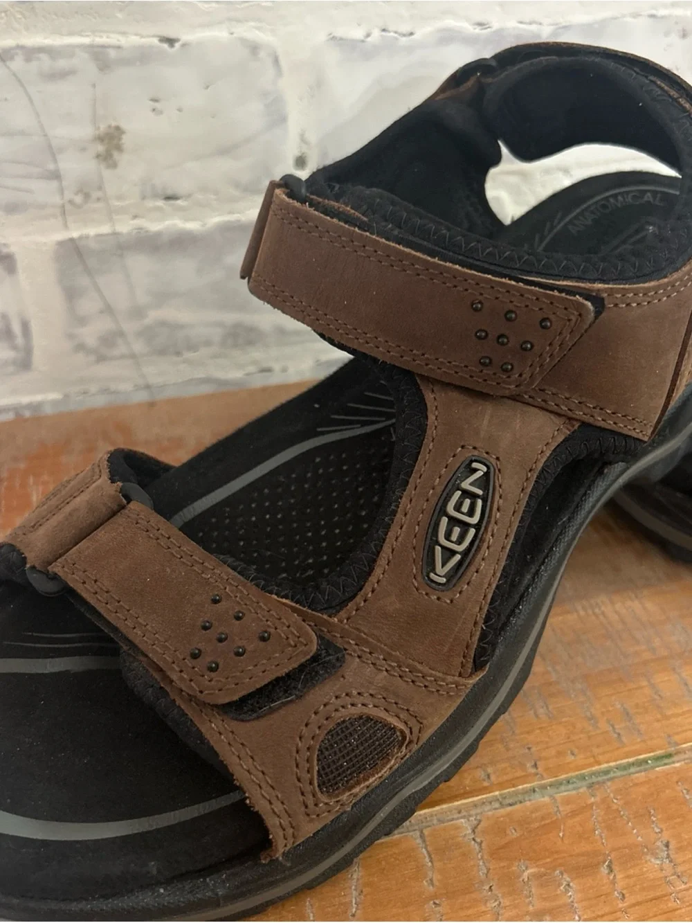 Keen good preowned