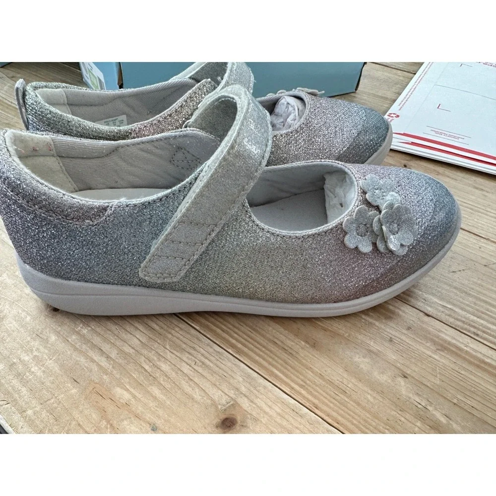Stride Rite get wide
