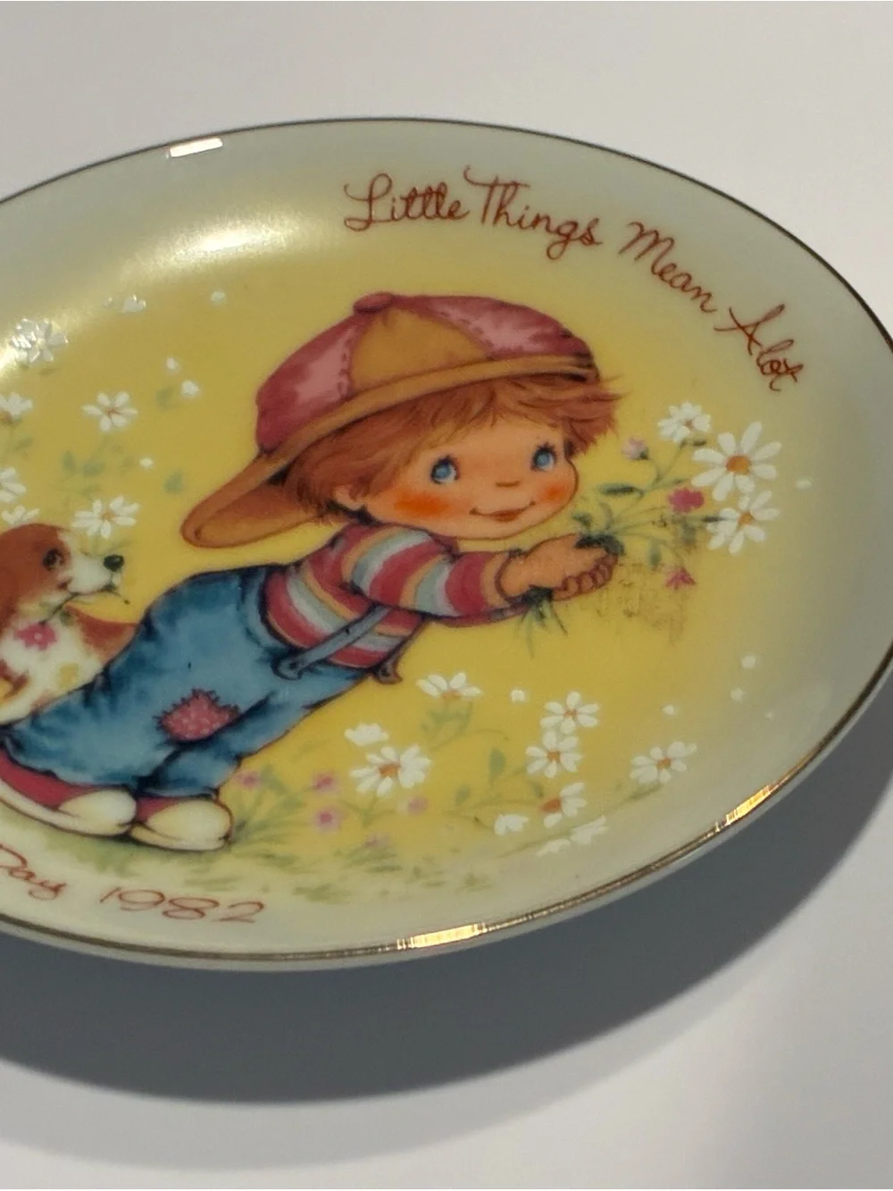 Avon adorable vintage