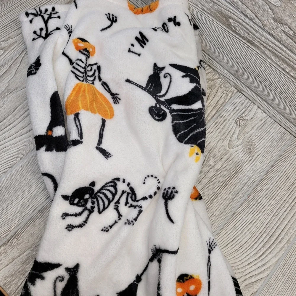 Halloween Skeleton Witch Cat Pumpkin Throw Blanket Soft Fleece 50x60‎ Celebrate