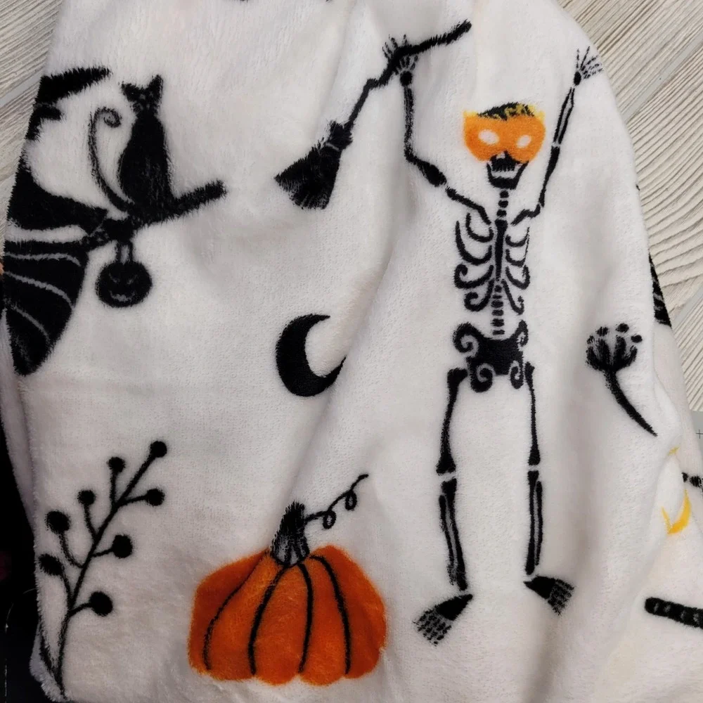 Halloween Skeleton Witch Cat Pumpkin Throw Blanket Soft Fleece 50x60‎ Celebrate
