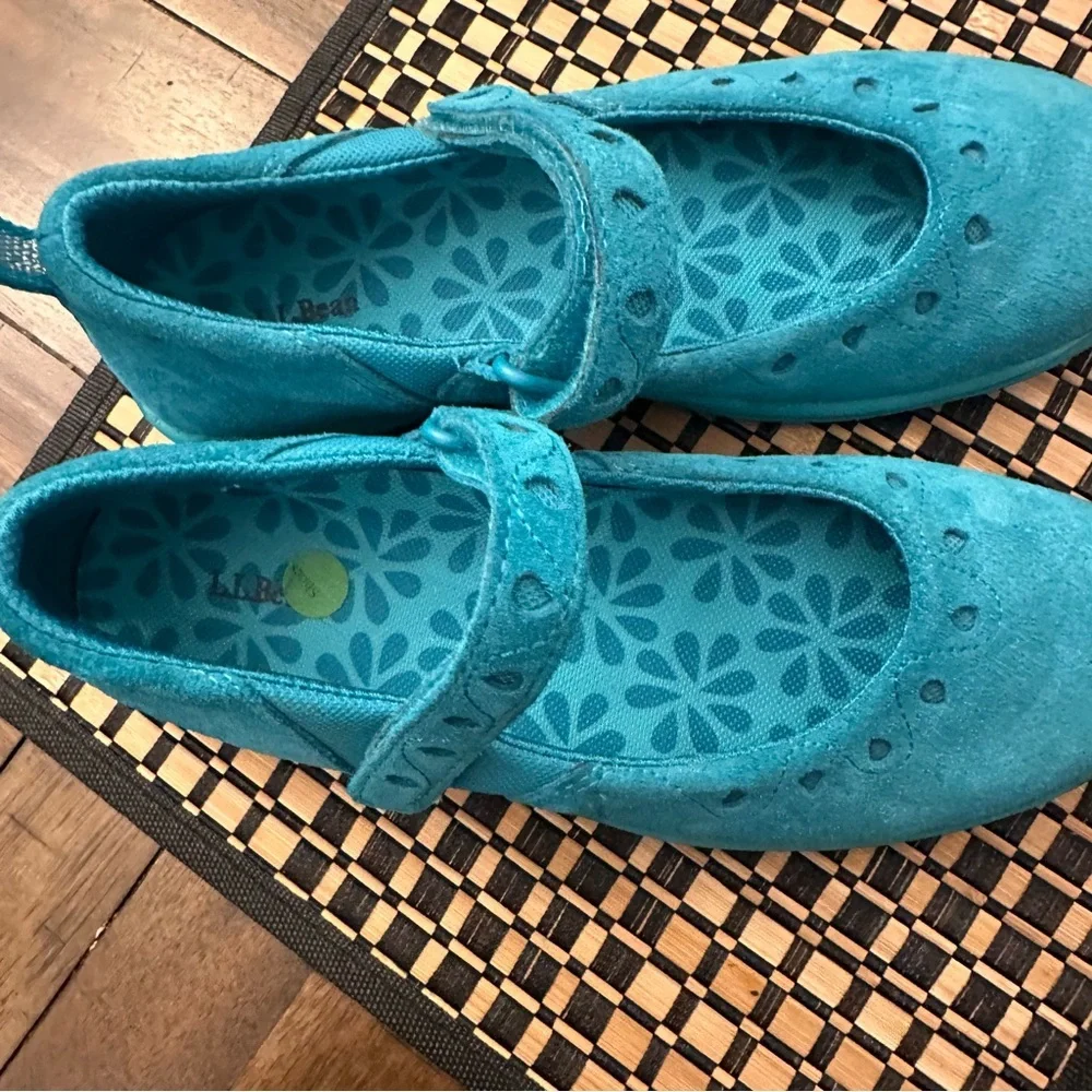 L.L. Bean stylish teal