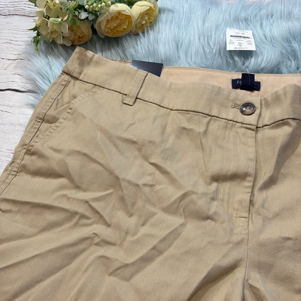 NWT J. Crew Factory 7” Classic Chino Short in Light Khaki Sz 16