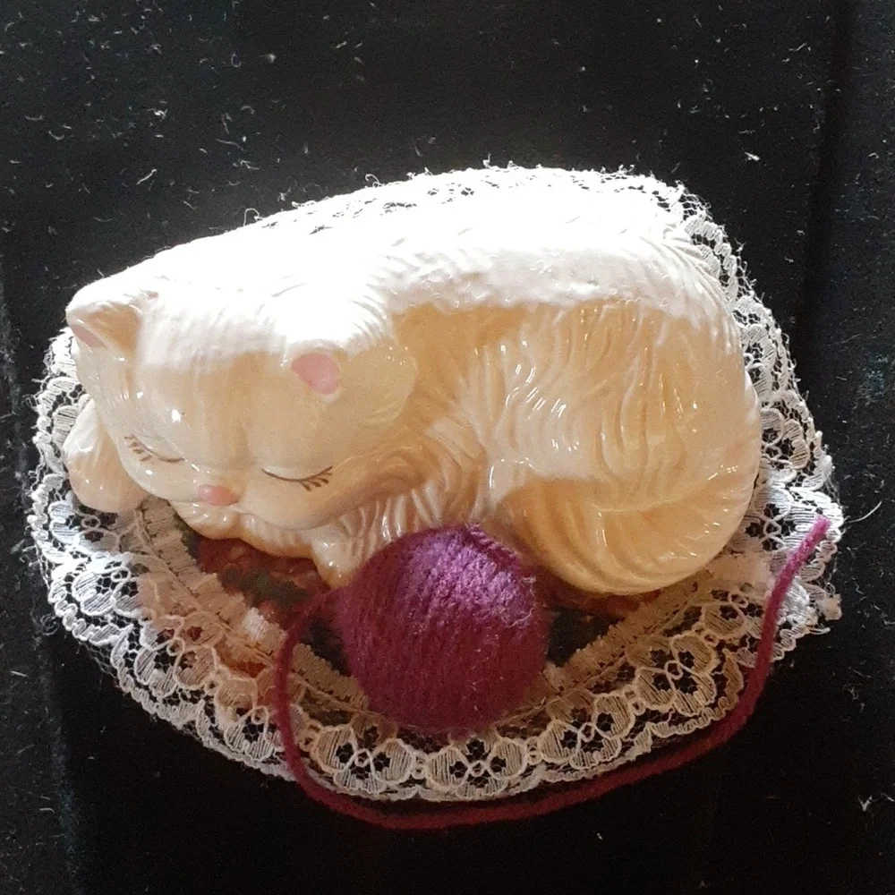 Loomco charming sleeping