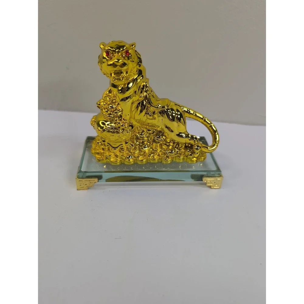 Feng Shui‎ Gold tiger on Glass base statue home decor