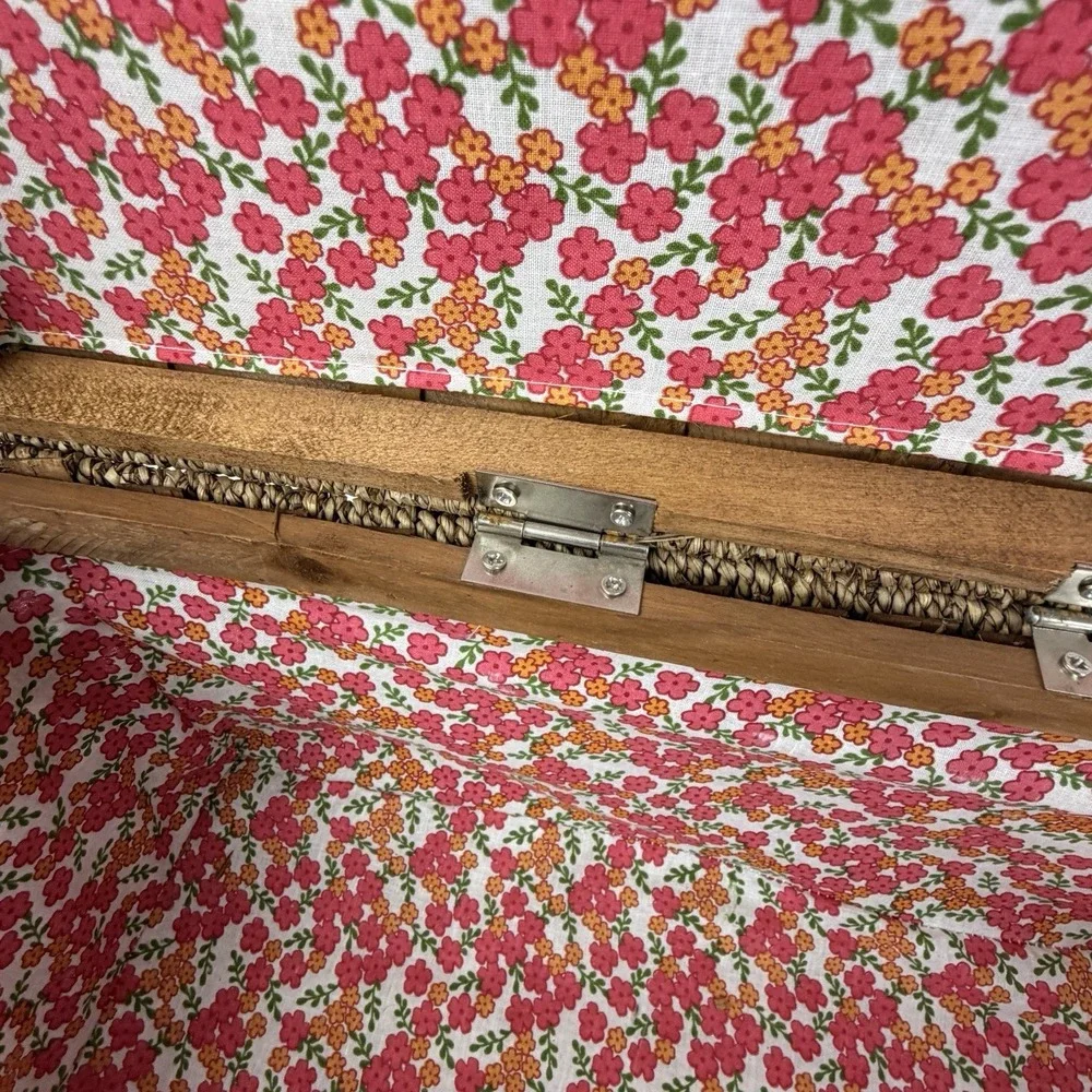 Vintage Woven Wicker Picnic Basket Floral Lined Cottagecore Boho Hamper
