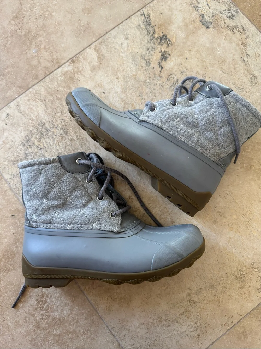 Sperry grey girls