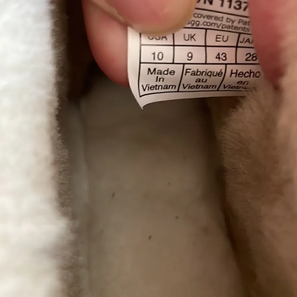 UGG brand new