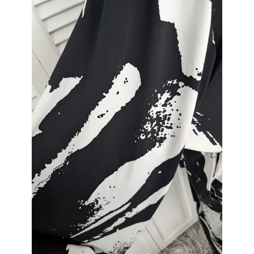 Vivica A. Fox Jumpsuit Women 1X Black Wht Bell-Slv Abstract Splatter Art To Wear