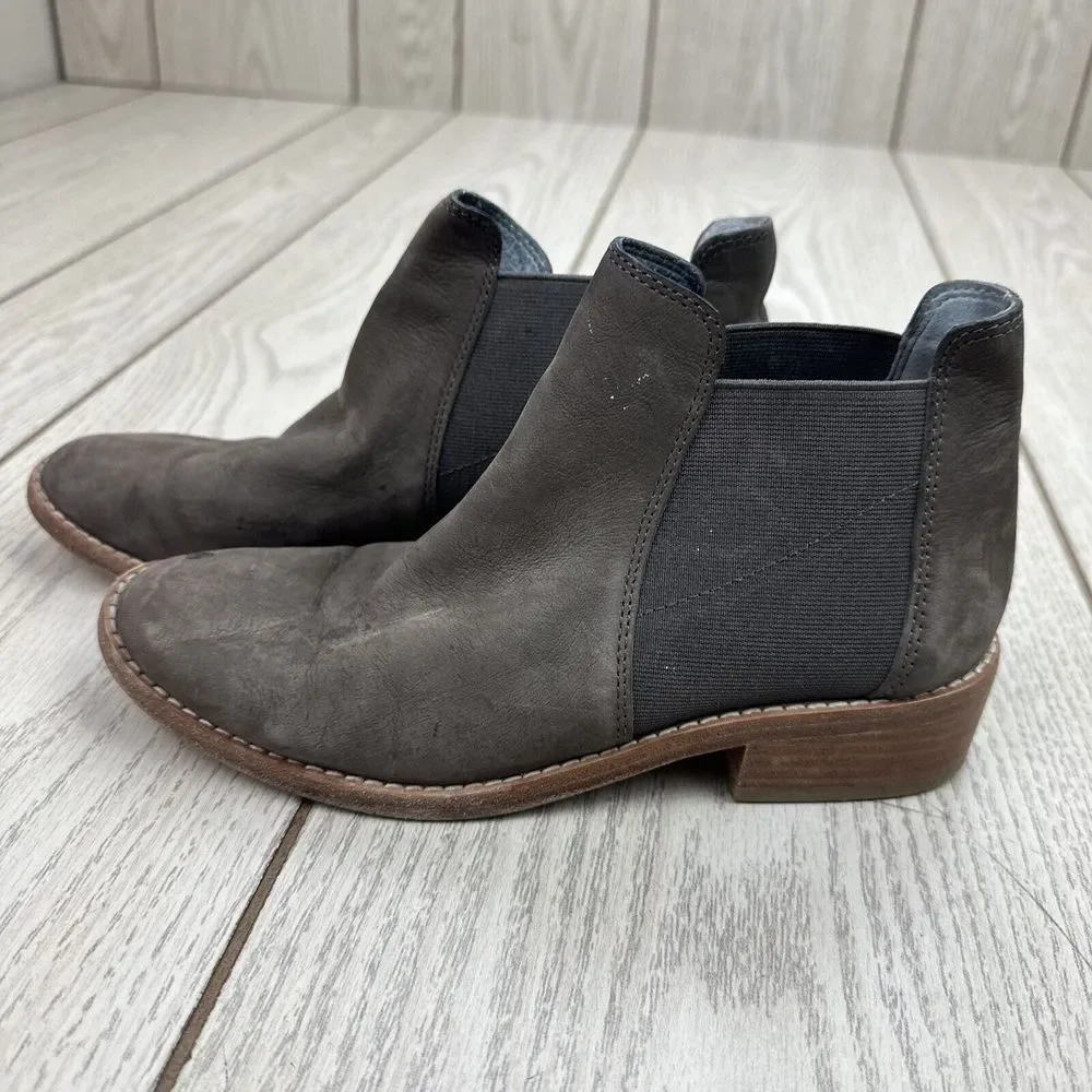 Eileen Fisher toe easy upper