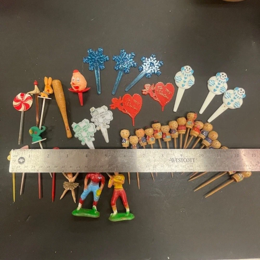 Japanese Wooden Cocktail Pics Cake Toppers Cocktail Pics 1950-1980 38 pcs