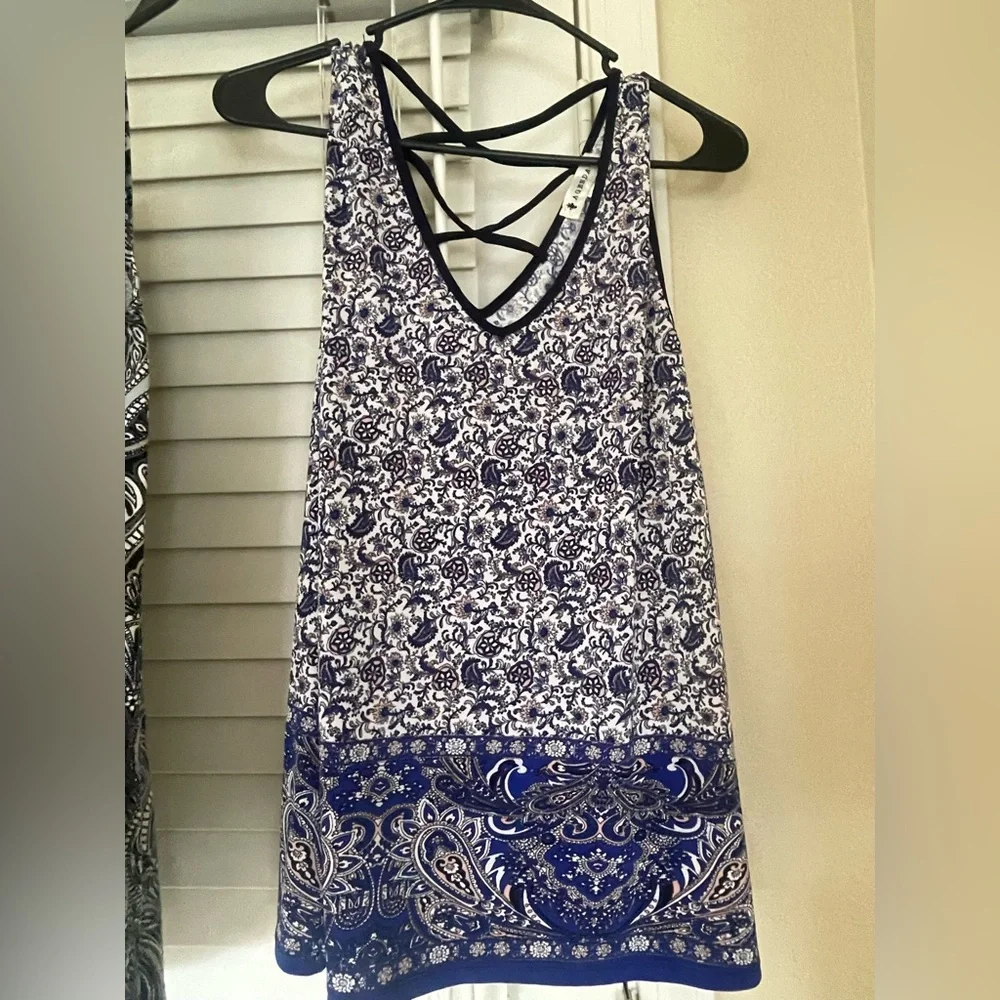 Bundle of FIVE‎ Medium women’s blouses