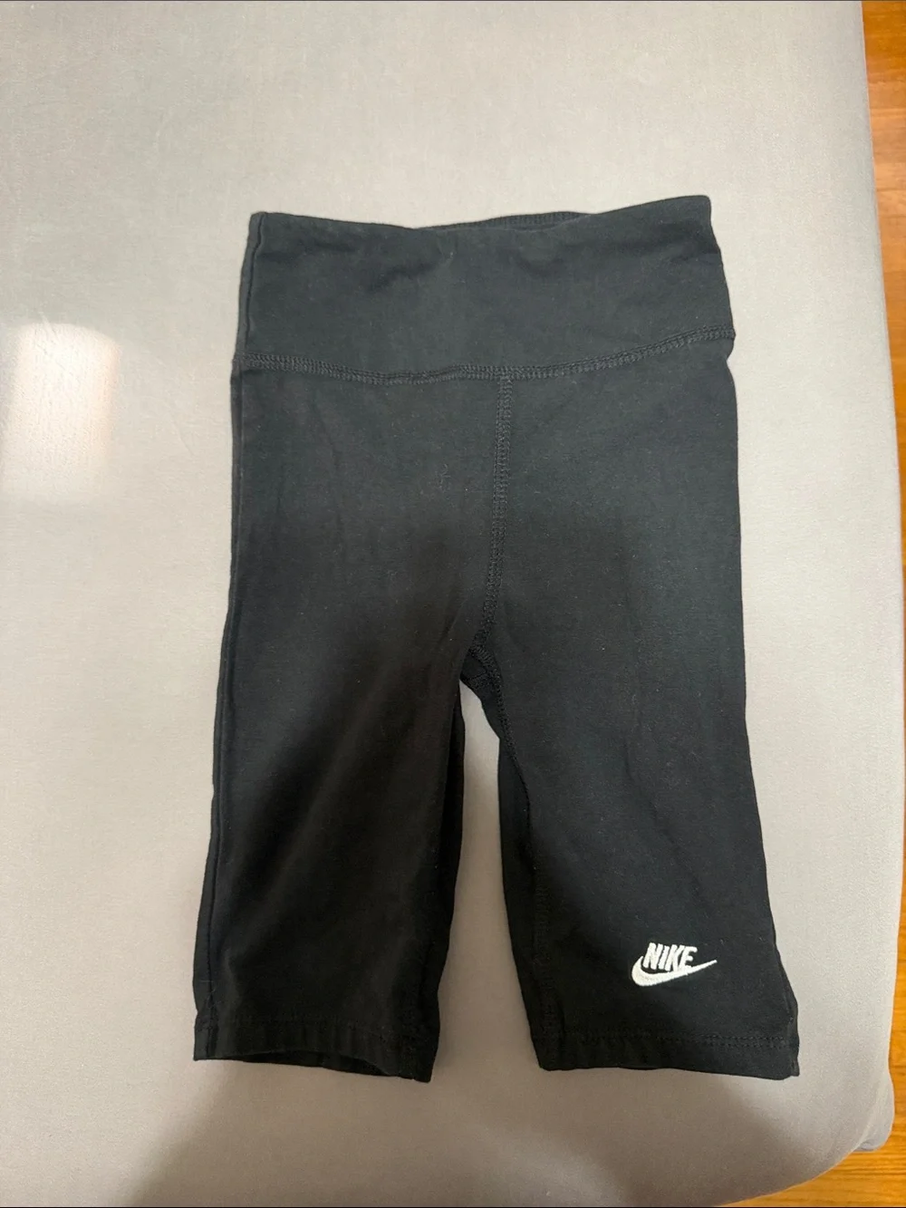 💥 KIDS Nike Black Girls' Bike Shorts with White Logo