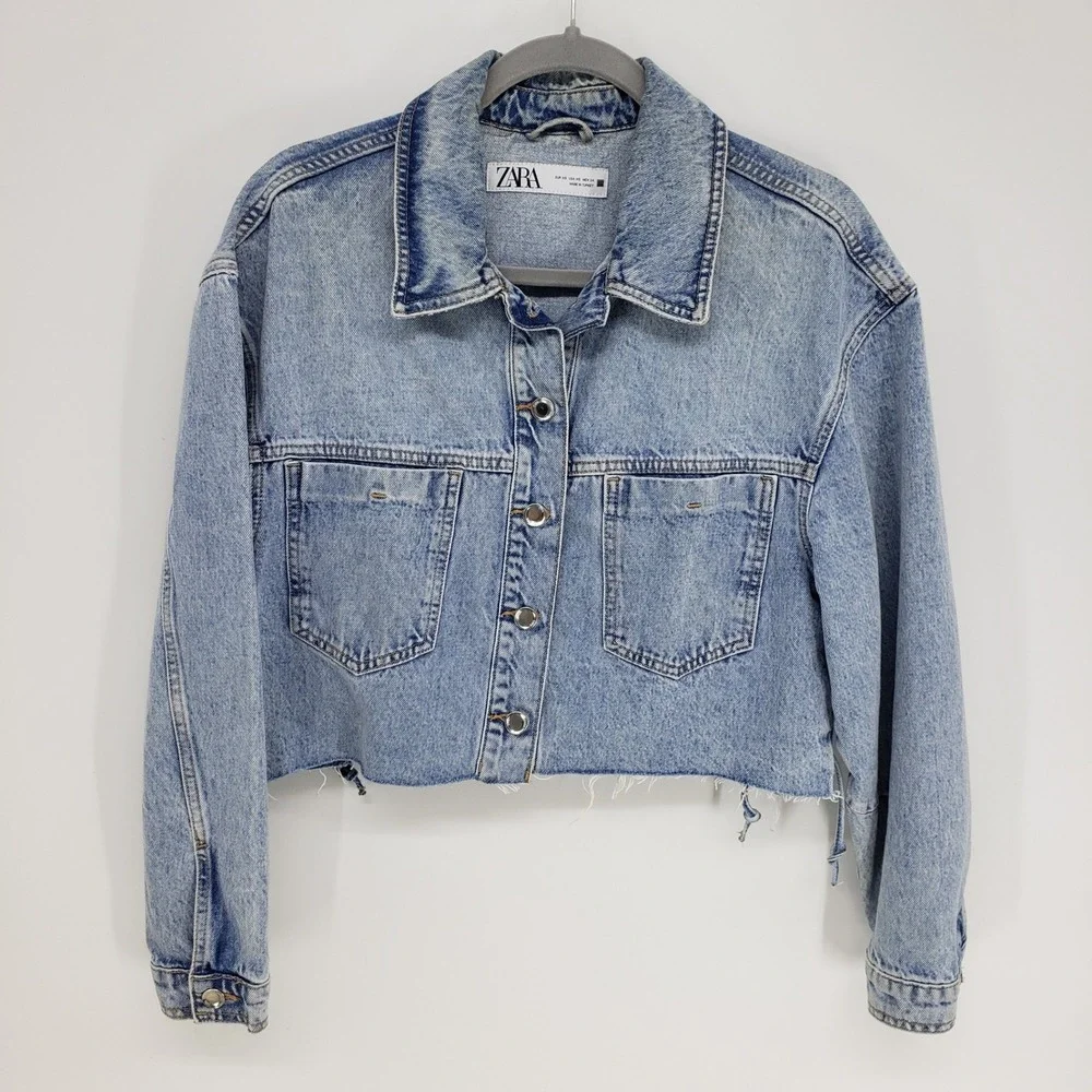 Zara Lace Up Back Cropped Denim Jacket Women XS Light Blue Raw Hem Streetwear