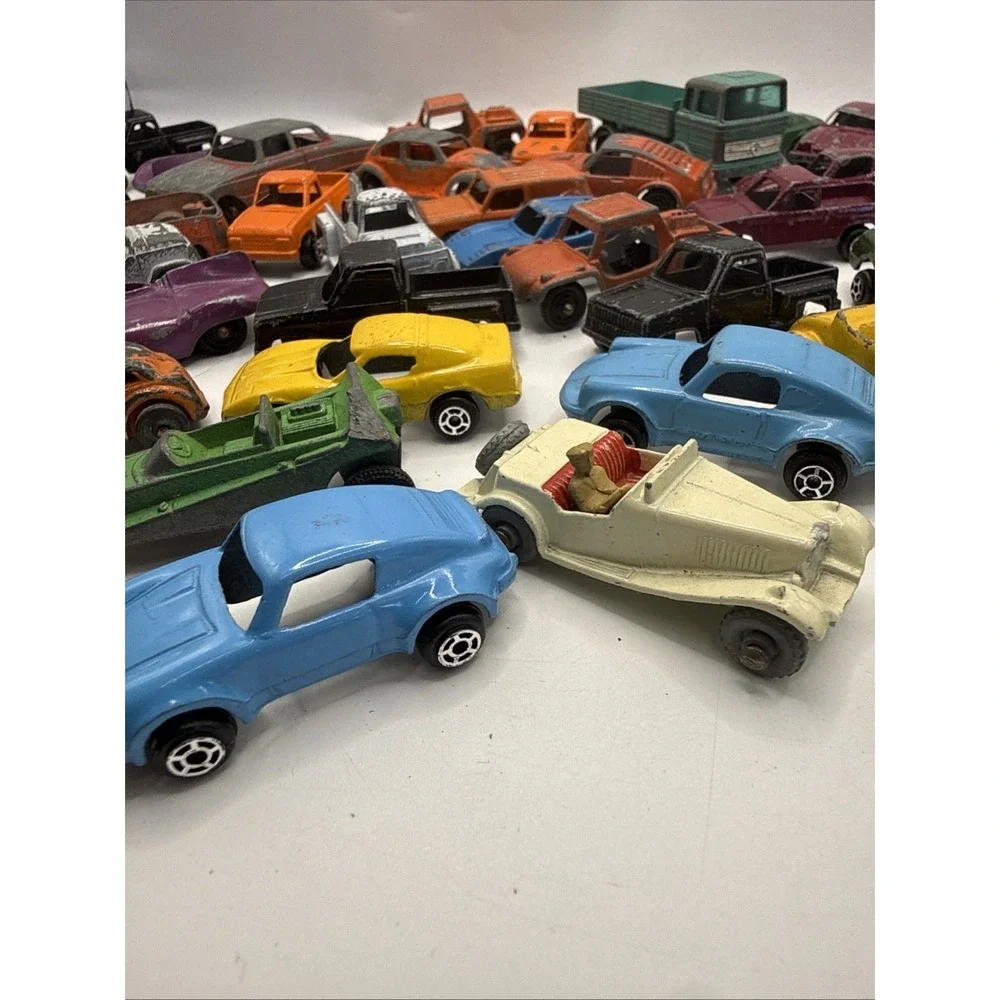 Vintage Die Cast Cars Tootsie Toy Midgetoy LesneyMix Diecast Trucks Large Lot 49