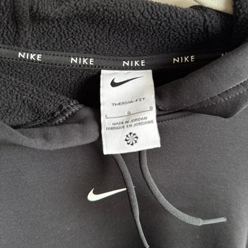 Nike therma fit
