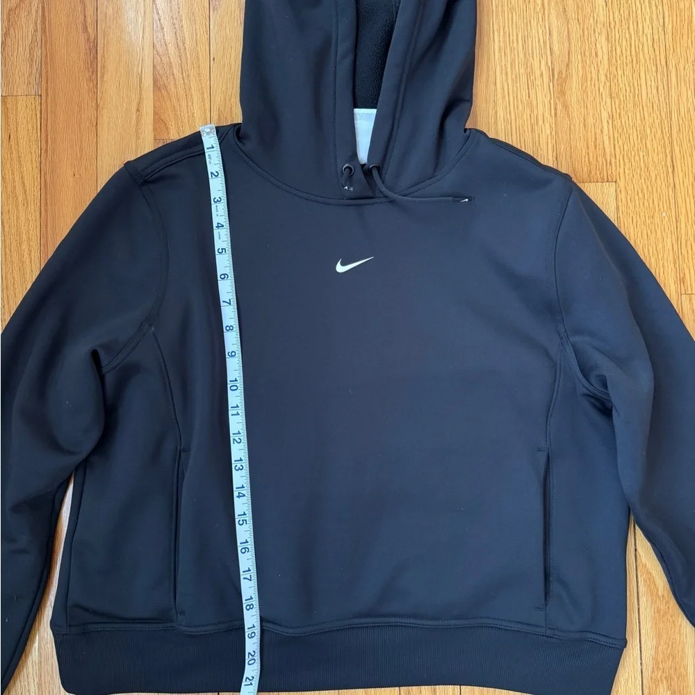 Nike therma fit