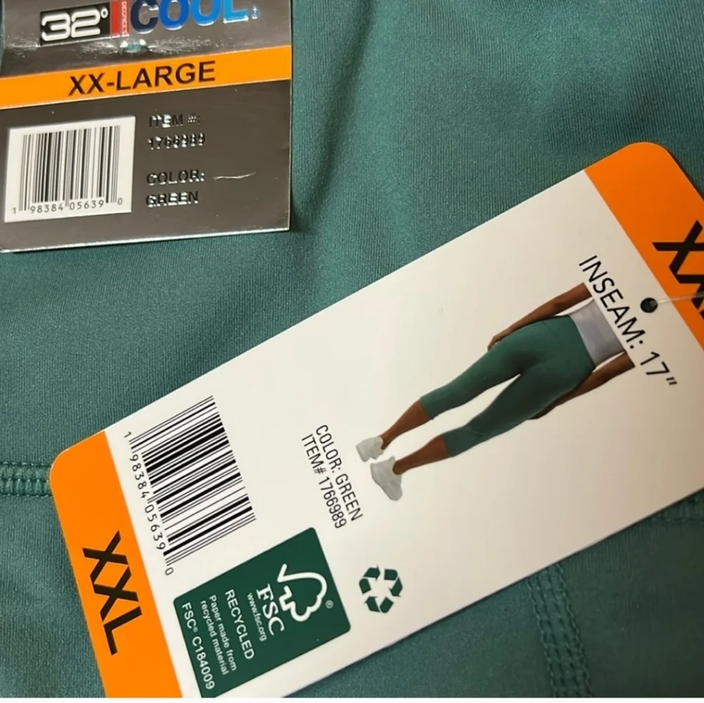 New 32 Degrees Women’s Cropped Tight green leggings‎