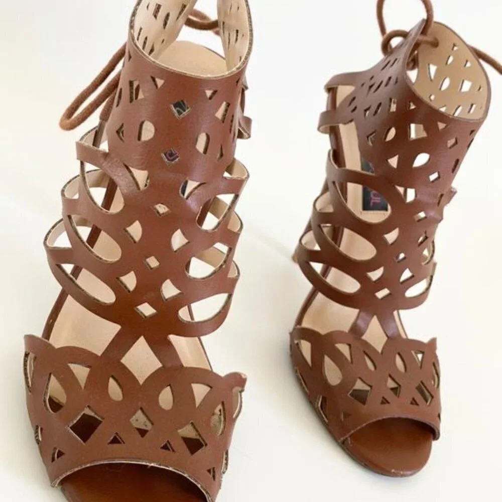 HeartSoul excellent gorgeous worn